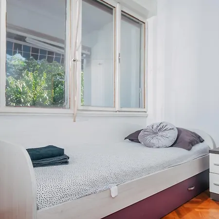 Lara Апартаменты *